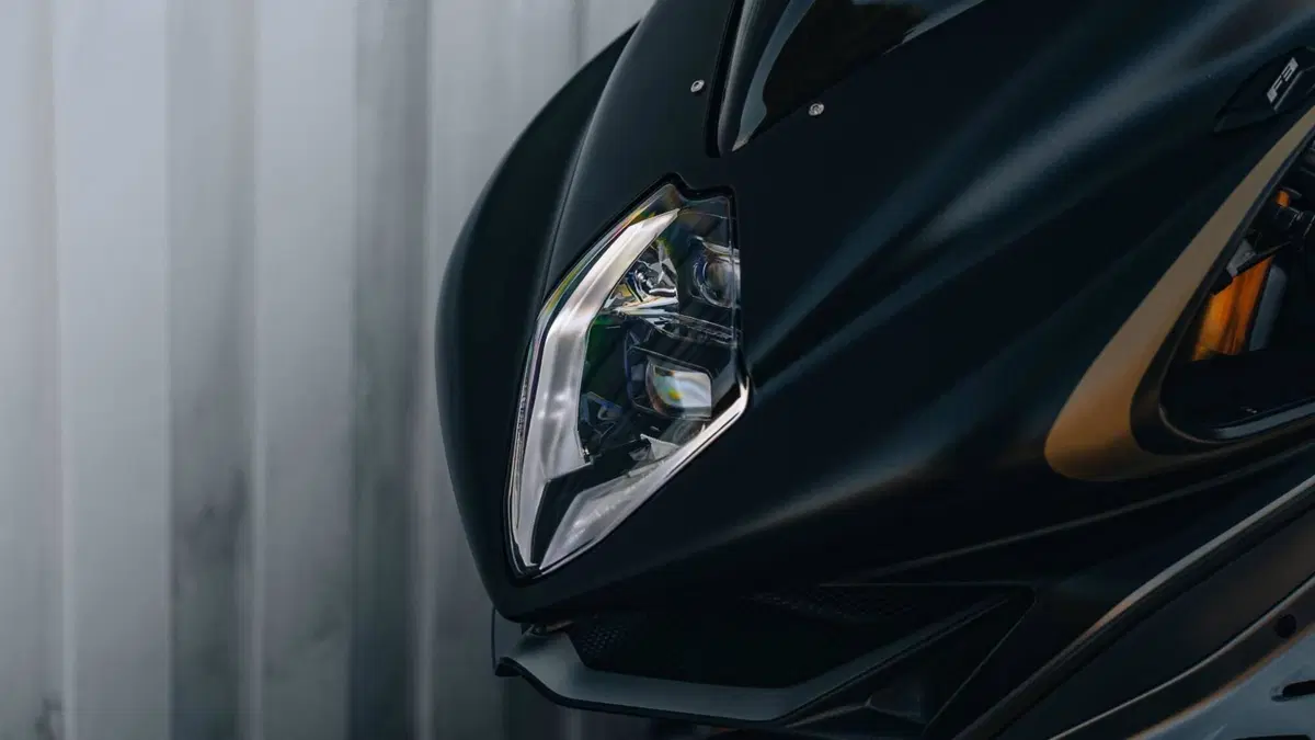 MV Agusta F3 800 Competizione (2025 - 26) (6)