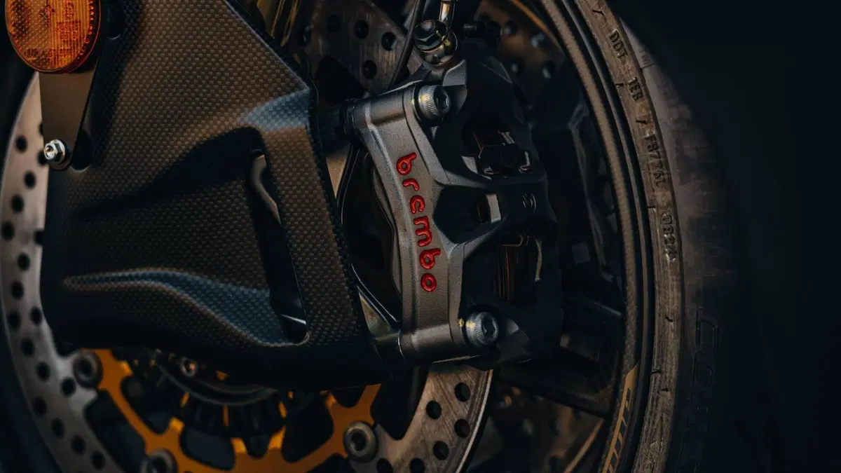 MV Agusta F3 800 Competizione (2025 - 26) (11)