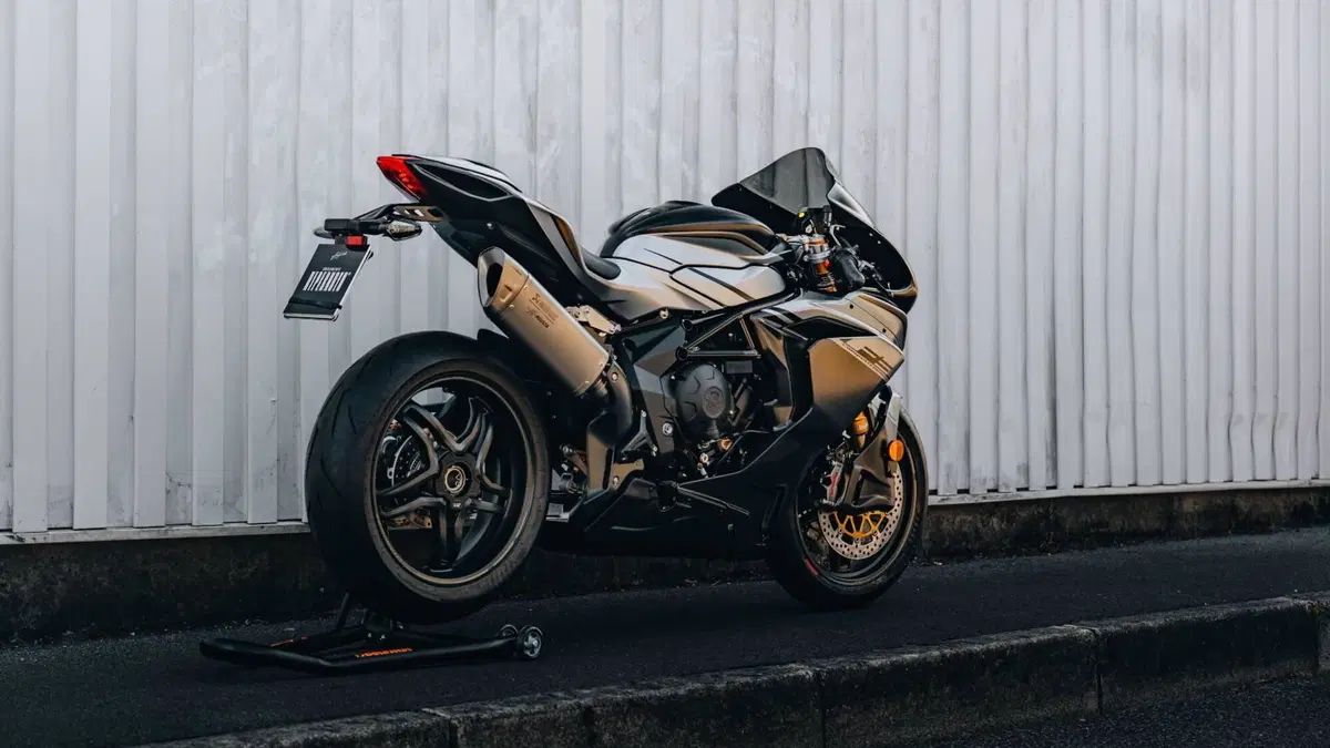 MV Agusta F3 800 Competizione (2025 - 26) (16)