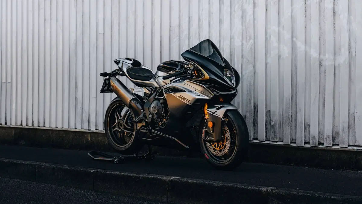 MV Agusta F3 800 Competizione (2025 - 26) (17)