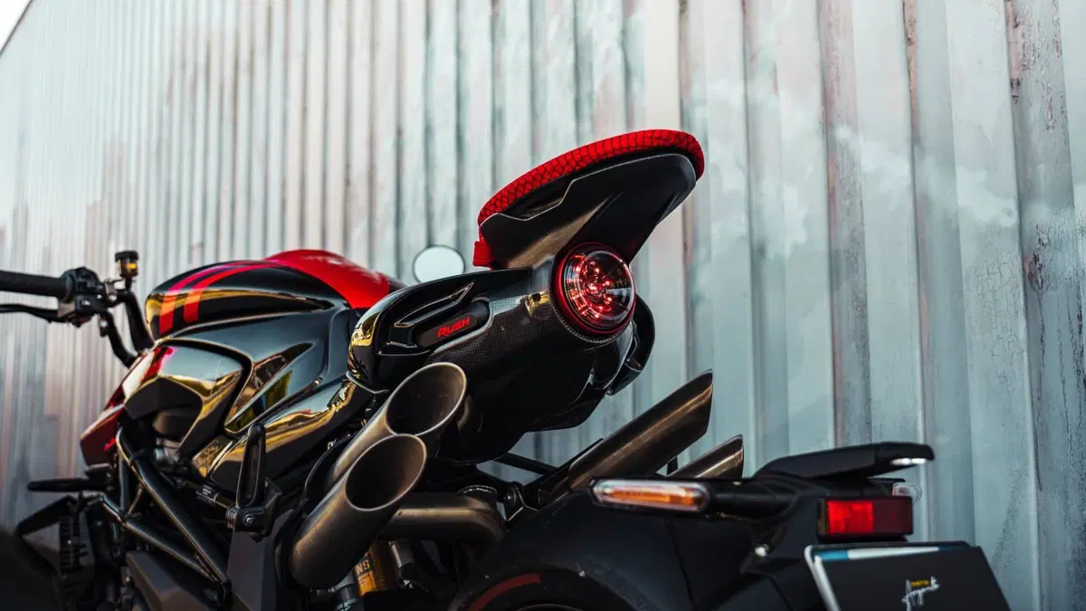 MV Agusta Rush 1000 (2023 - 26) (8)