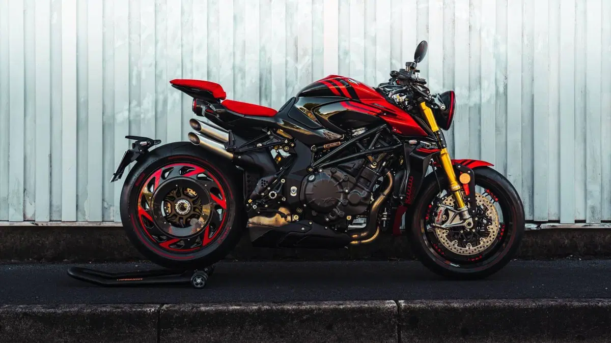 MV Agusta Rush 1000 (2023 - 26) (6)