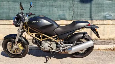 Ducati Monster 620 I.E. Dark (2002) usata