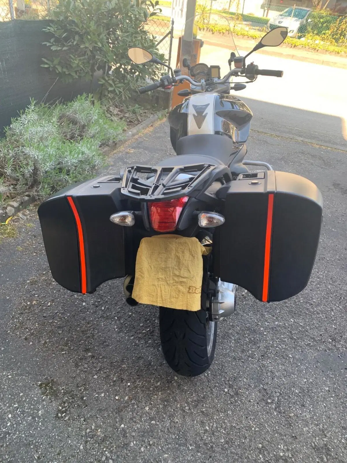 Bmw R 1200 R (2006 - 11) (3)