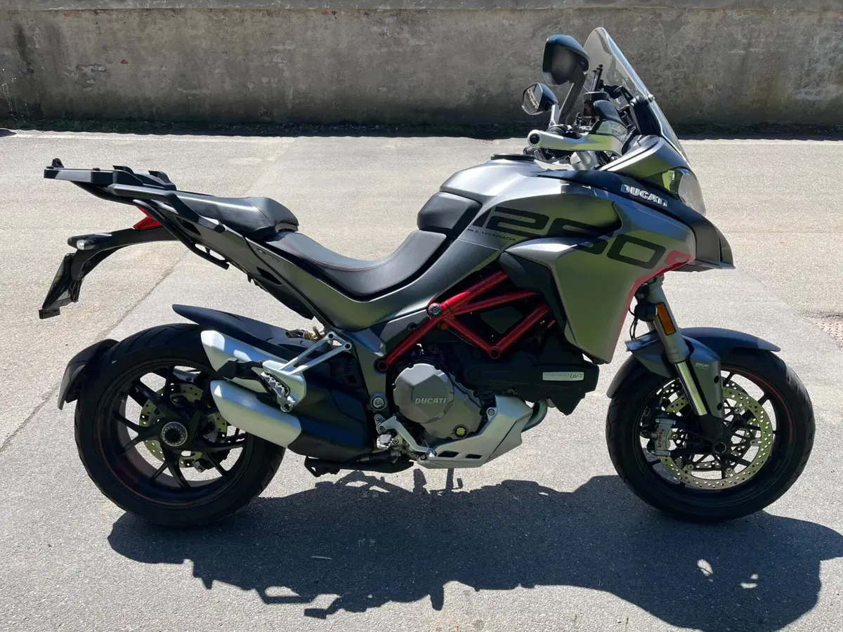 Ducati Multistrada 1260 S Grand Tour (2020) (2)