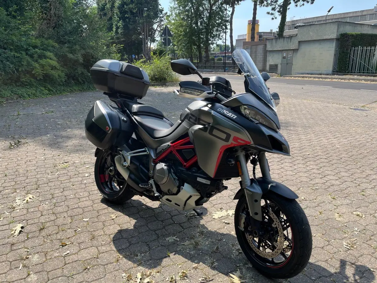 Ducati Multistrada 1260 S Grand Tour (2020) (6)