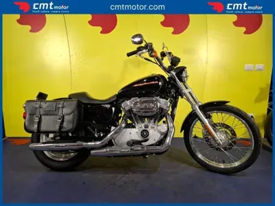Harley-Davidson 883 Custom (2006 - 07) - XL 883C usata