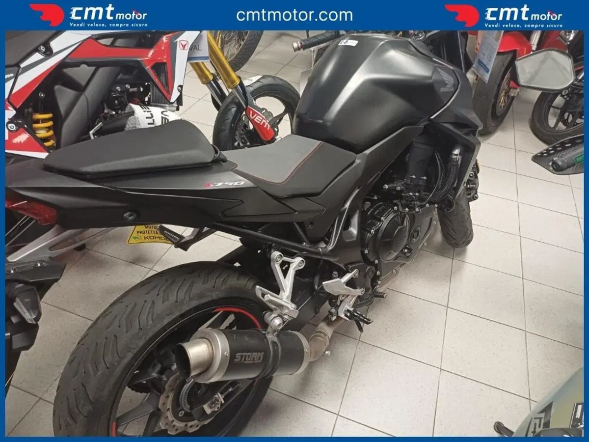 Honda CB 750 Hornet (2023 - 24) (4)