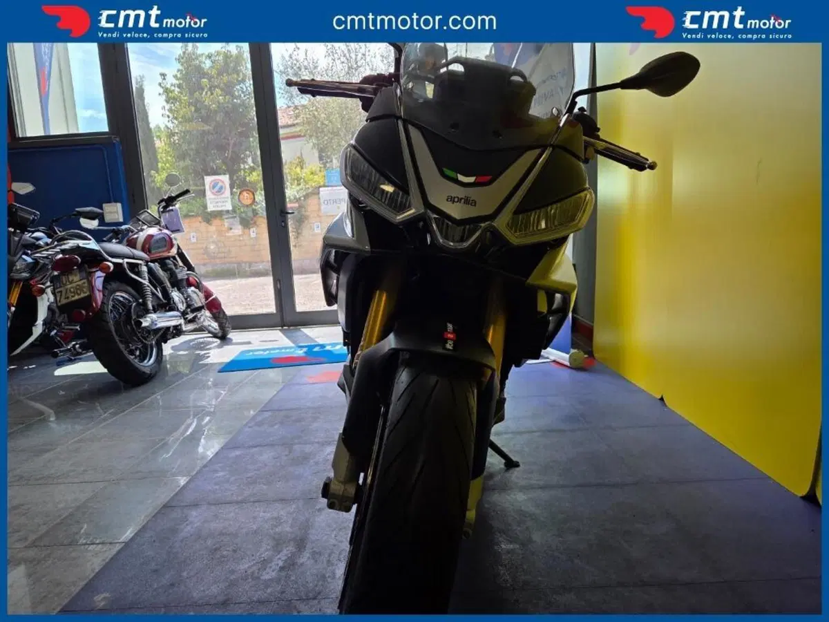 Aprilia Tuono V4 (2021 - 24) (8)