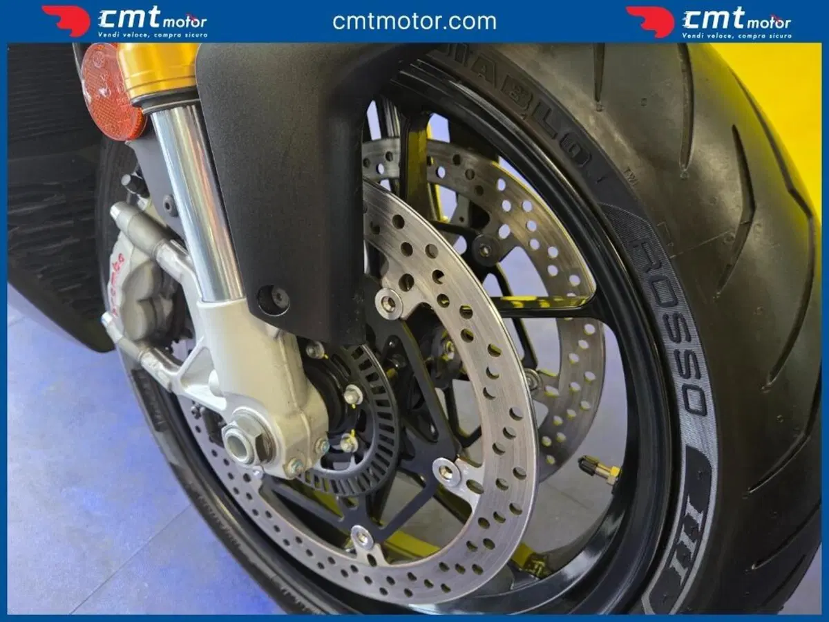 Aprilia Tuono V4 (2021 - 24) (9)