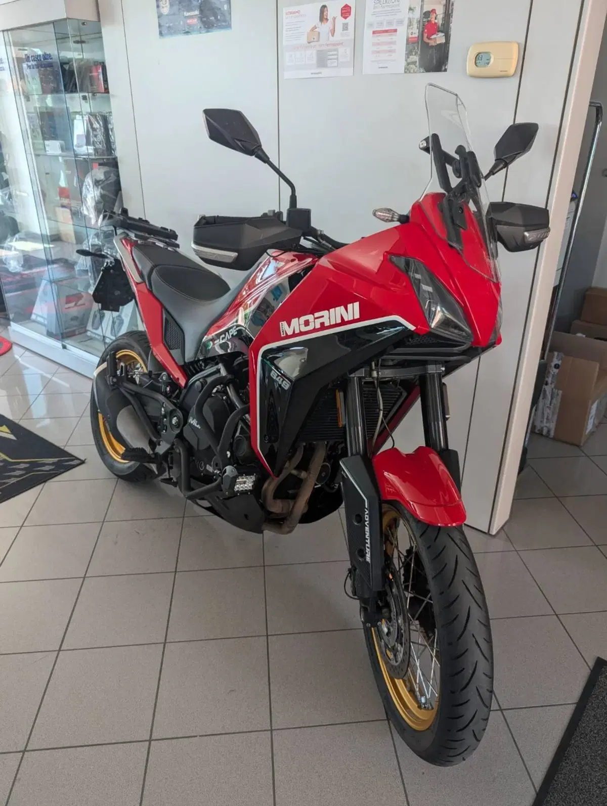 Moto Morini X-Cape 650 Gold Wheels Edition (2022 - 26) (4)