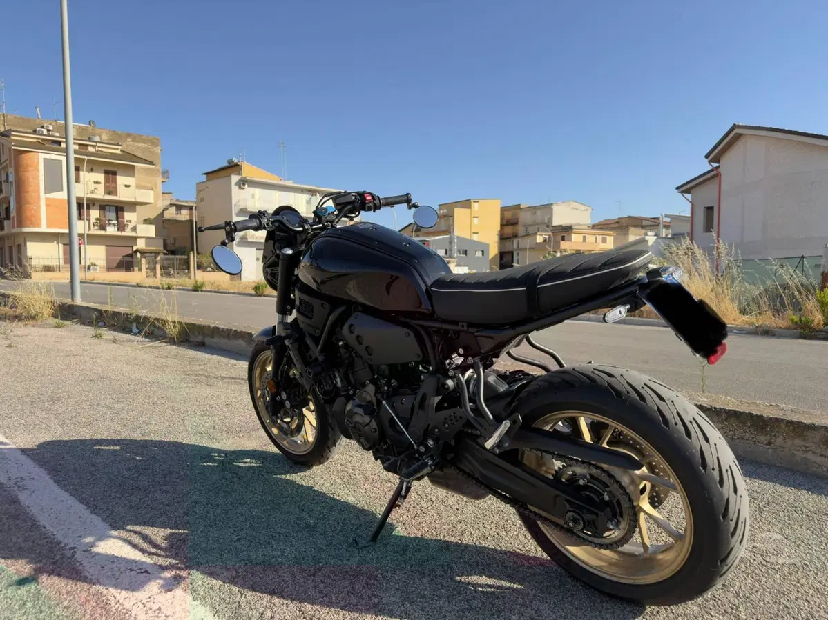 Yamaha XSR 700 (2022 - 26) (7)