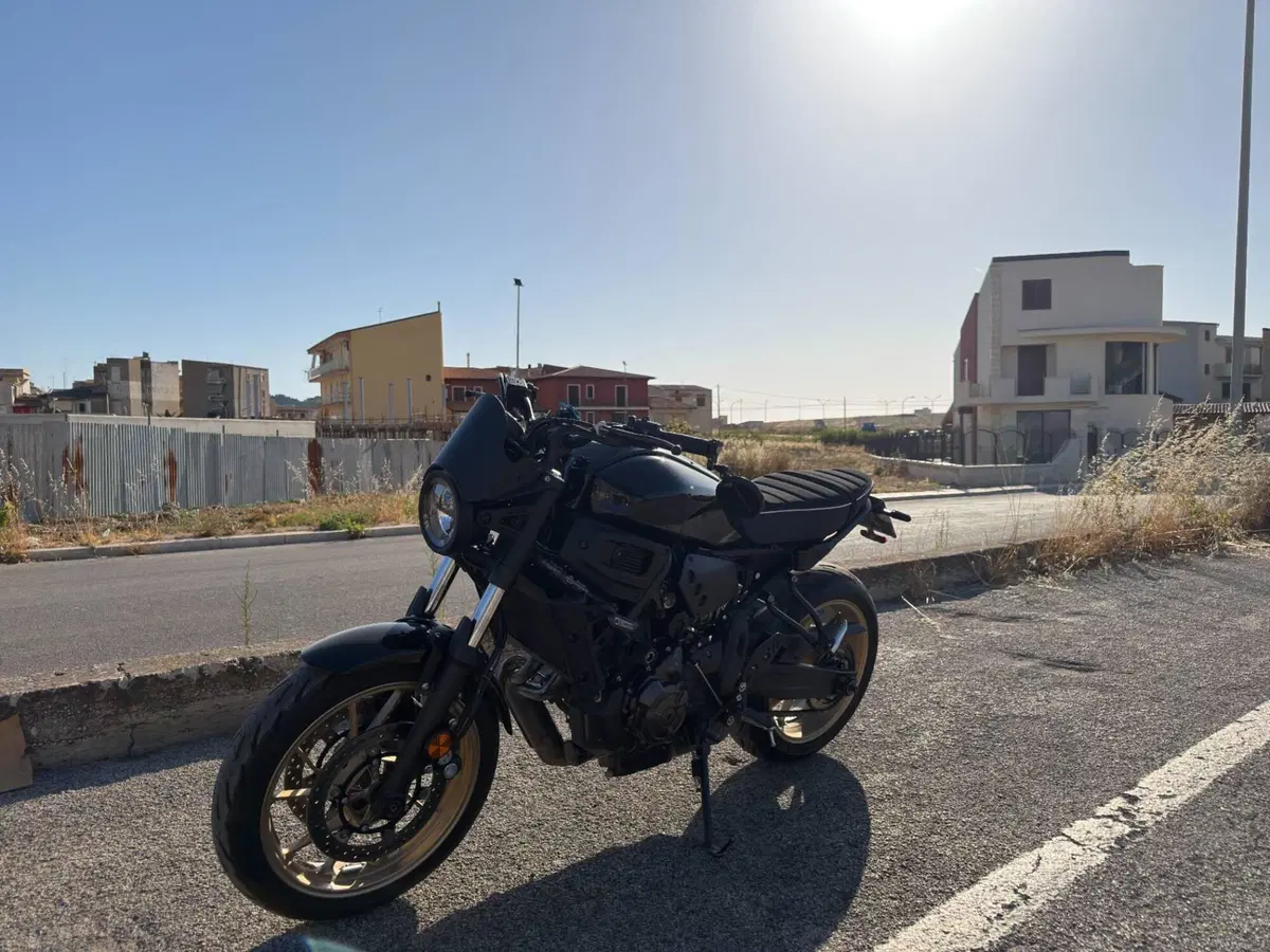Yamaha XSR 700 (2022 - 26) (8)