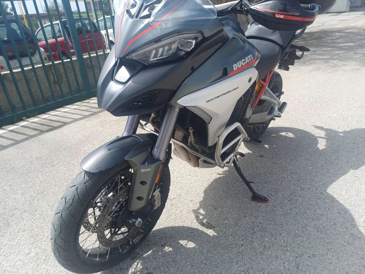 Ducati Multistrada V4 S (2021 - 24) (2)