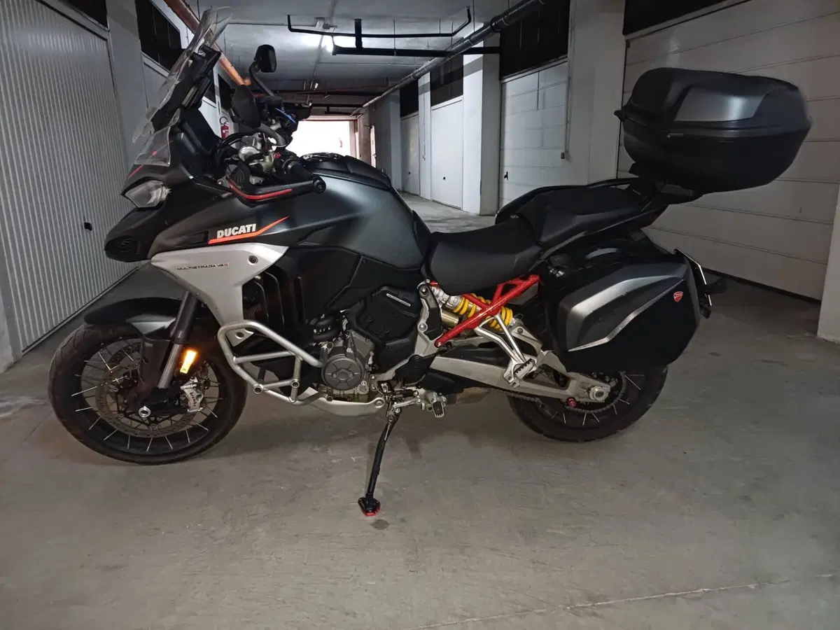 Ducati Multistrada V4 S (2021 - 24) (9)
