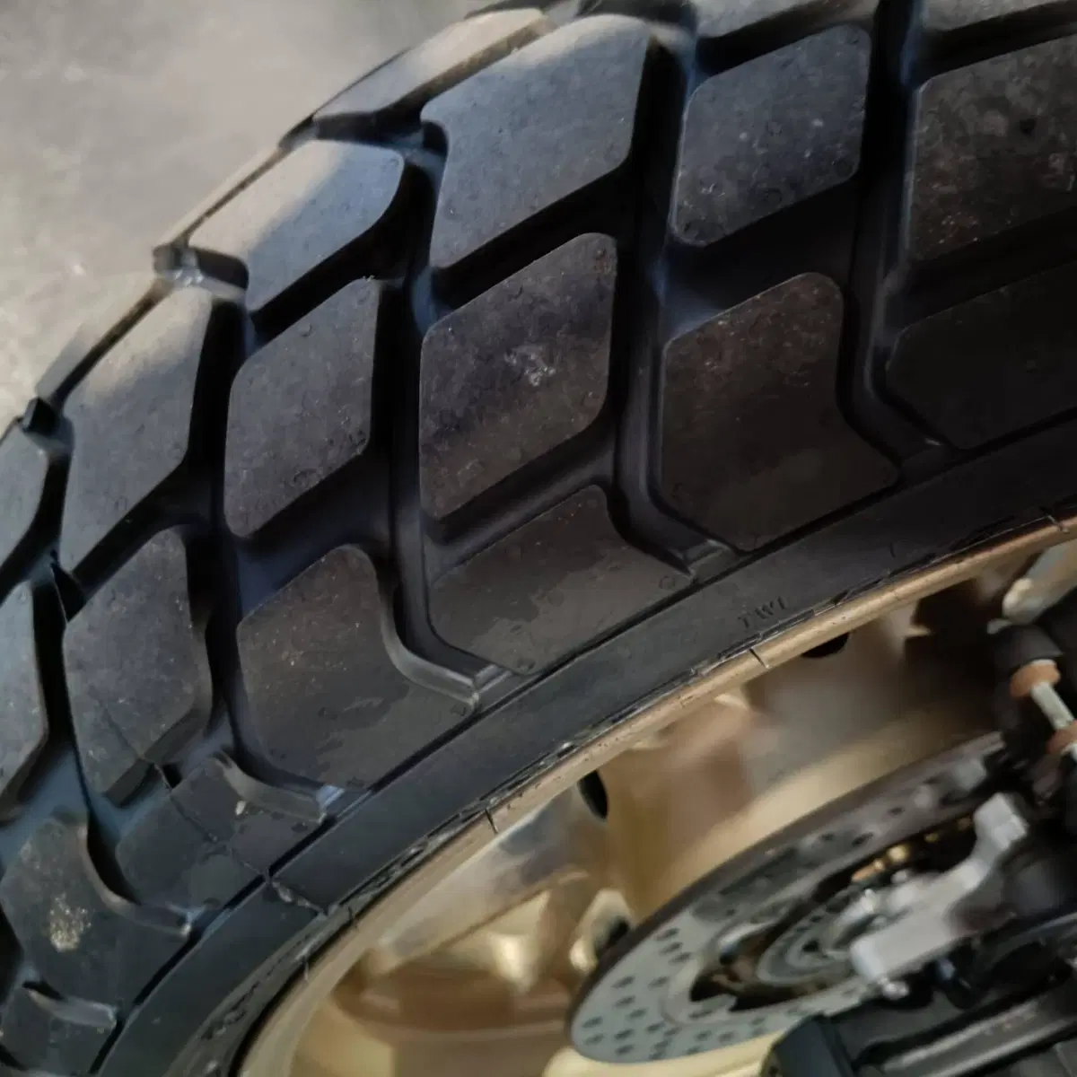 Yamaha XSR 700 Legacy (2023 - 26) (5)