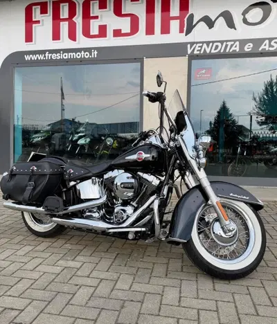 Harley-Davidson 1690 Heritage Classic (2011 - 17) - FLSTC usata