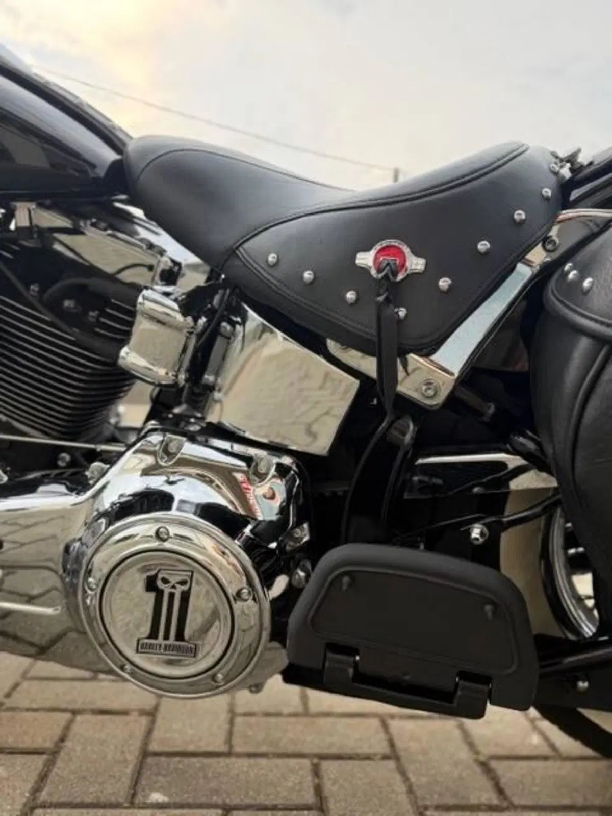 Harley-Davidson 1690 Heritage Classic (2011 - 17) - FLSTC (4)