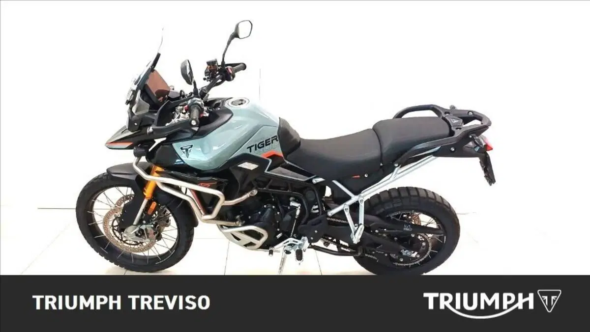 Triumph Tiger 900 Desert Special Edition (2026) (2)
