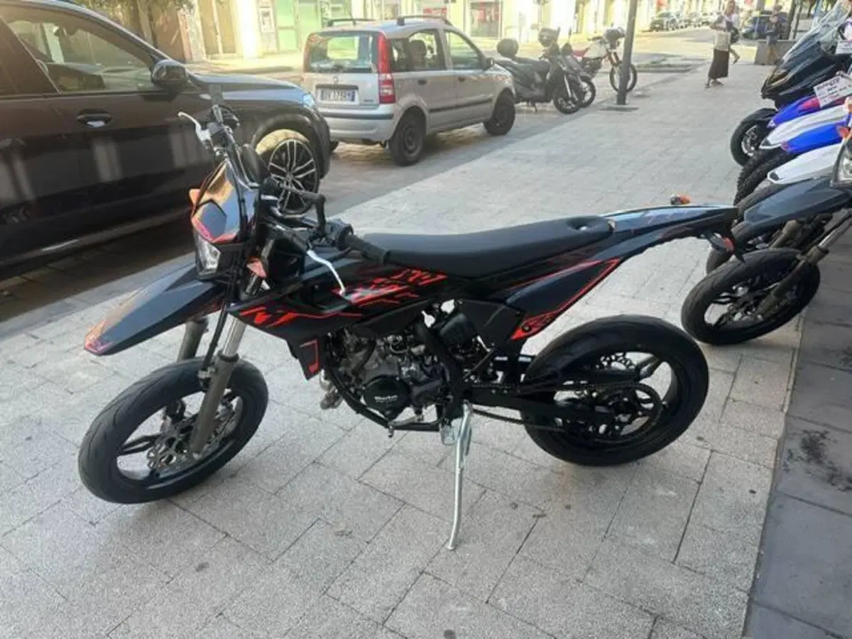 Betamotor RR 50 Motard (2021 - 26) (2)