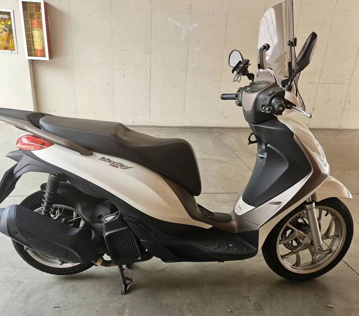 Piaggio Medley 150 S ABS (2021 - 25) (2)