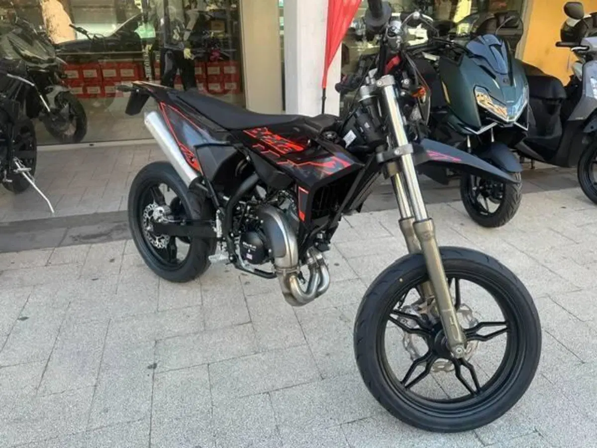 Betamotor RR 50 Motard (2021 - 26) (3)