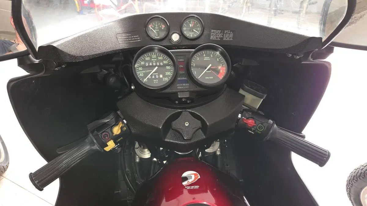 Bmw R100RS (4)