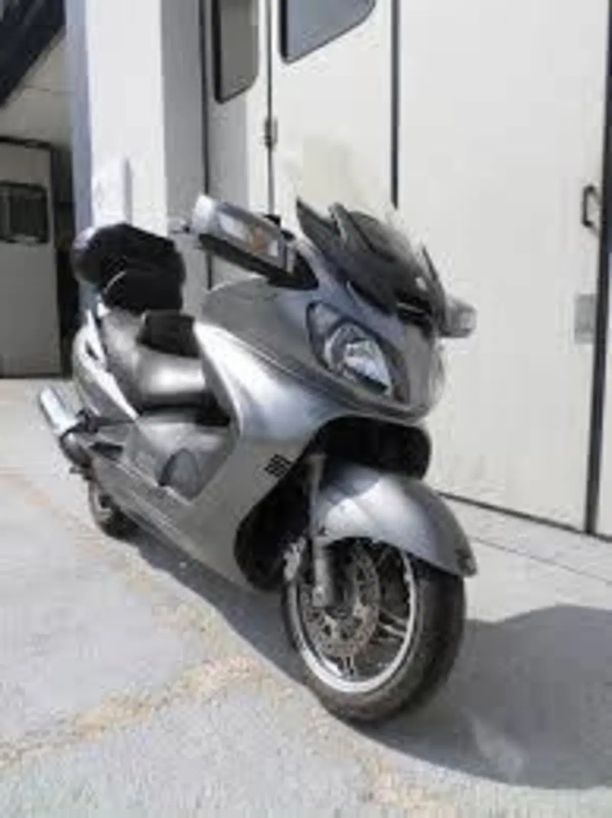 Suzuki Burgman AN 650 Executive ABS (2013 - 17) (2)