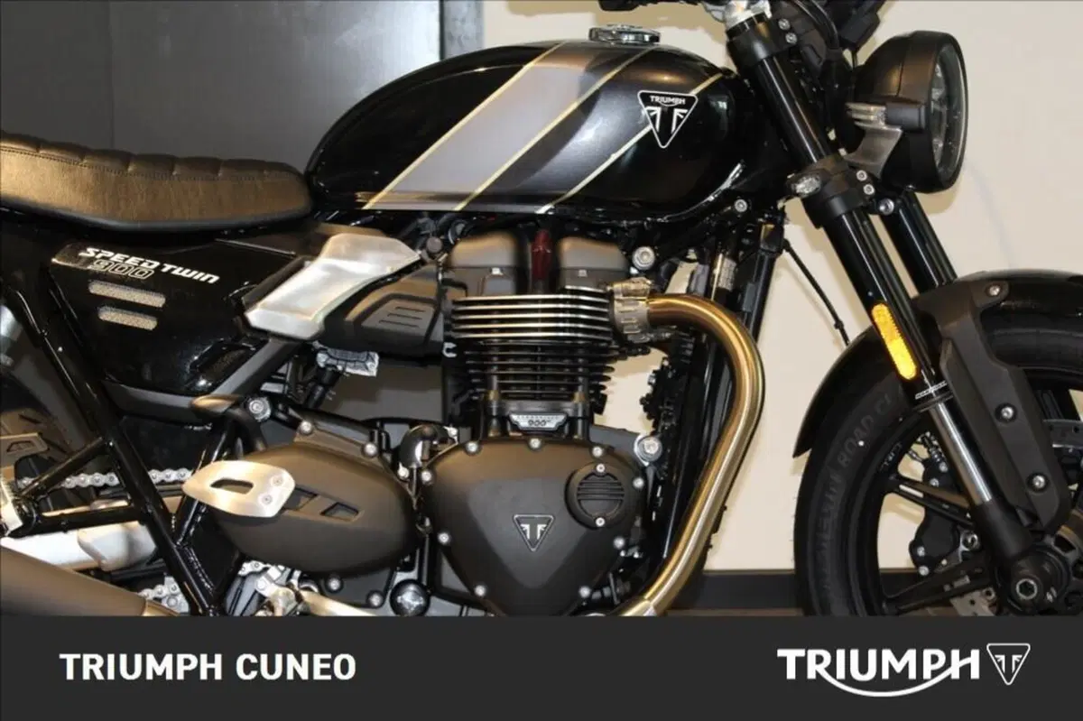 Triumph Speed Twin 900 (2025 - 26) (2)