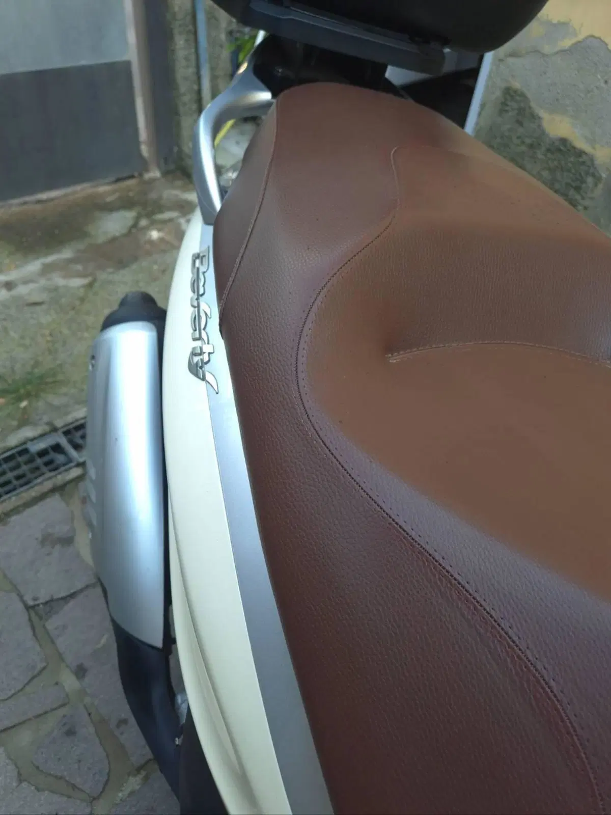 Piaggio Beverly 300 i.e. (2010 - 16) (19)