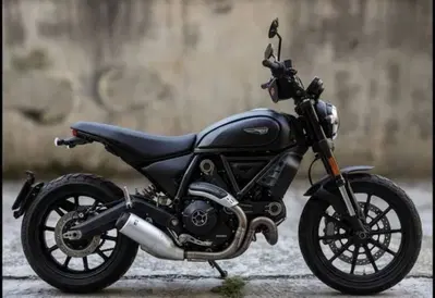 Ducati Scrambler 800 Icon Dark (2025 - 26) usata