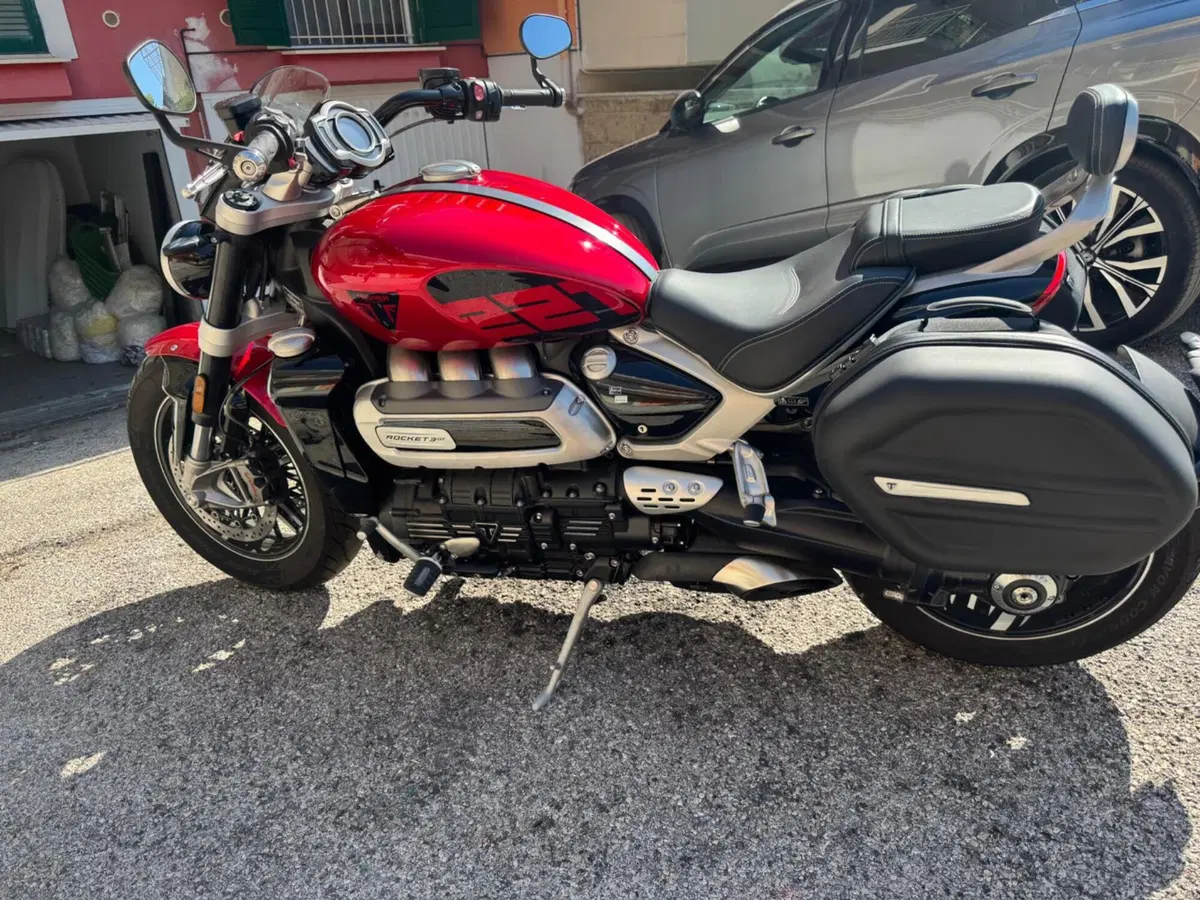 Triumph Rocket 3 R 221 (2021 - 23) (8)
