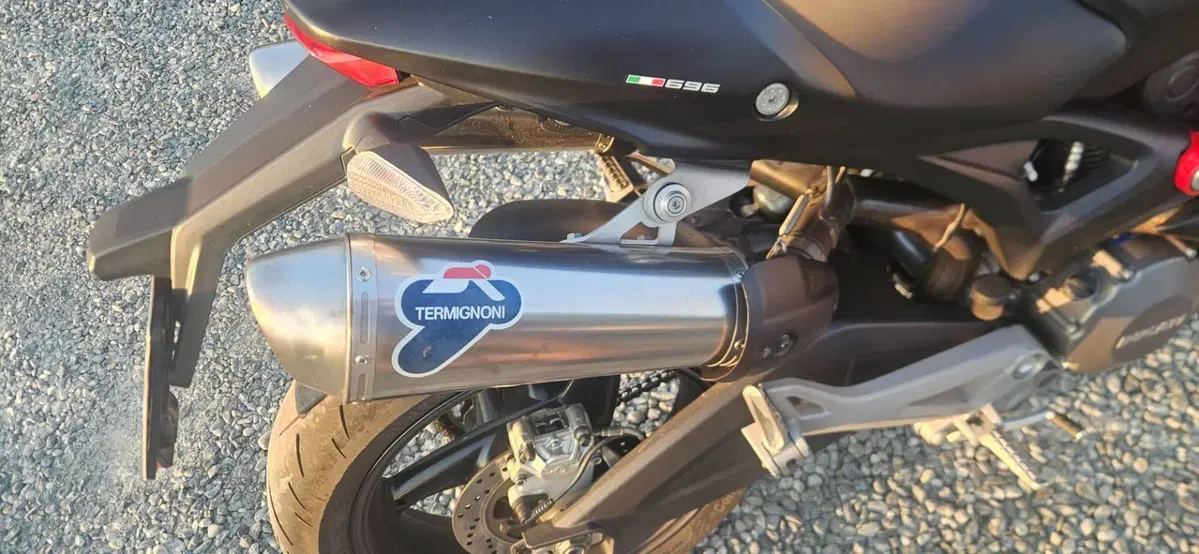 Ducati Monster 696 (2008 - 13) (3)
