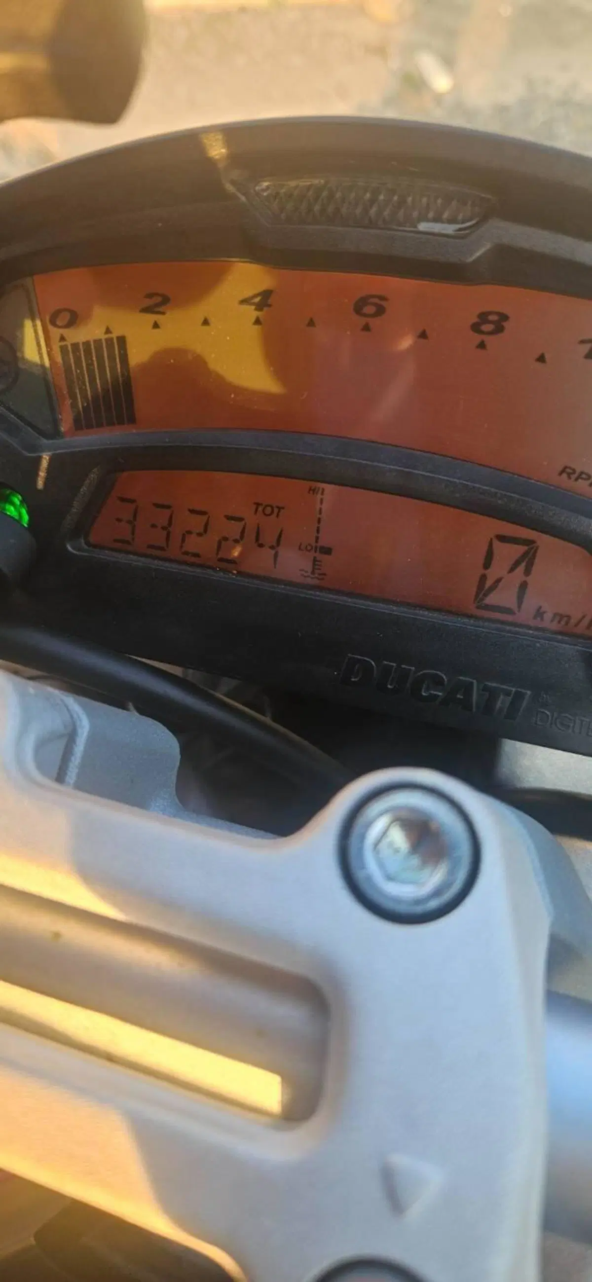 Ducati Monster 696 (2008 - 13) (5)
