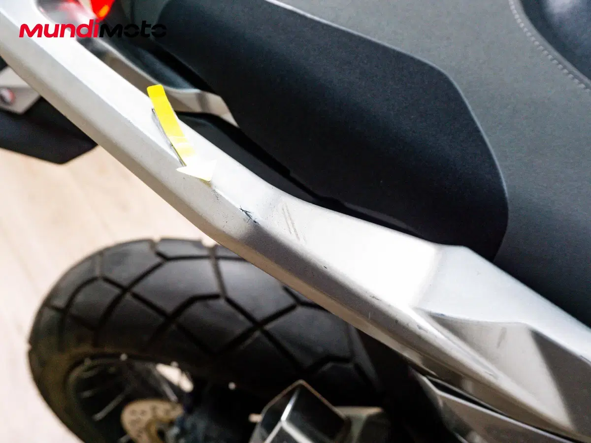 Honda X-ADV 750 (2017) (14)