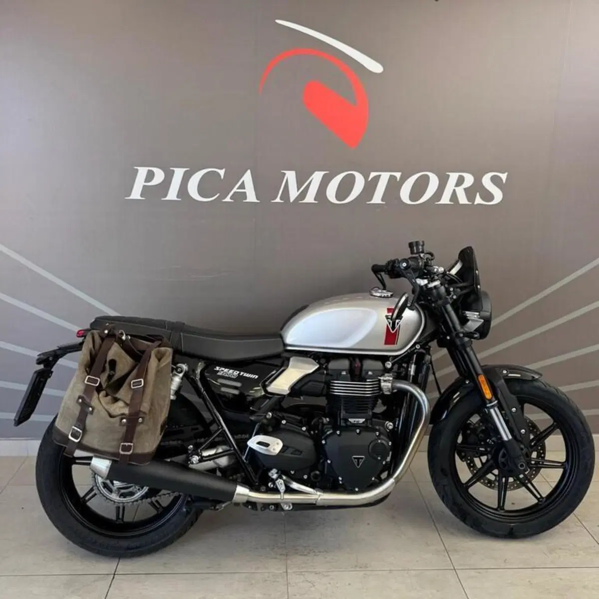 Triumph Speed Twin 900 (2025 - 26)