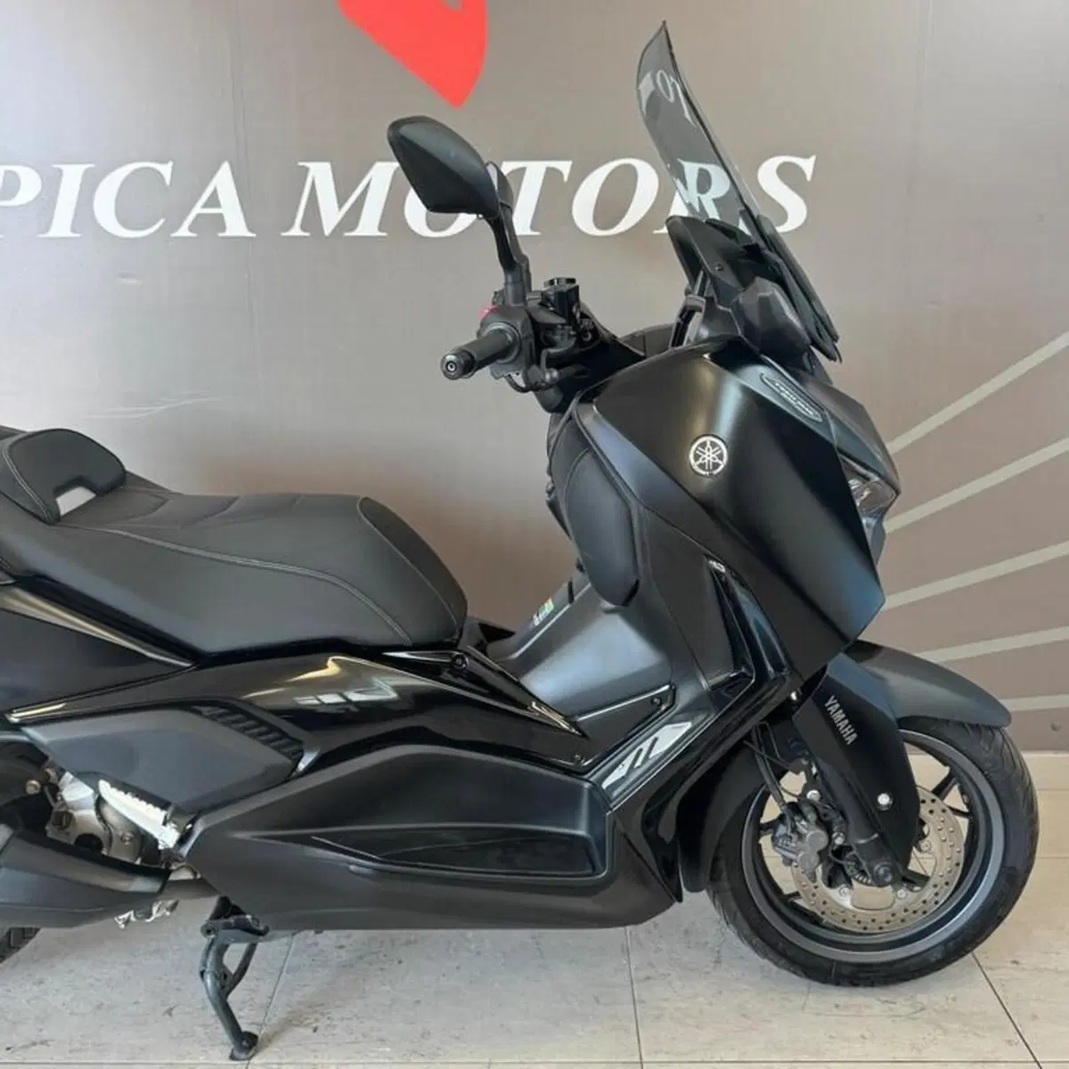 Yamaha X-Max 300 Tech Max (2021 - 24) (3)