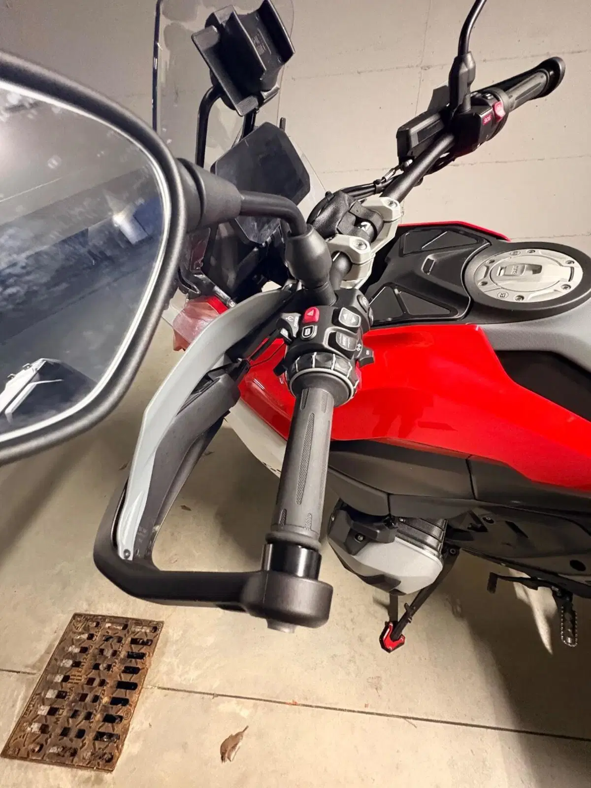 Bmw R 1300 GS ASA (2024 - 26) (9)