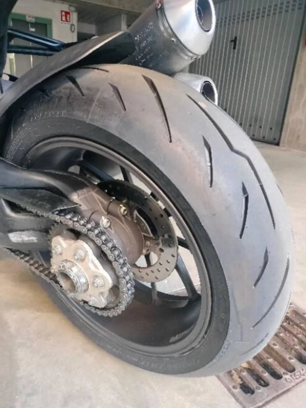 Ducati Streetfighter (2009 - 12) (3)