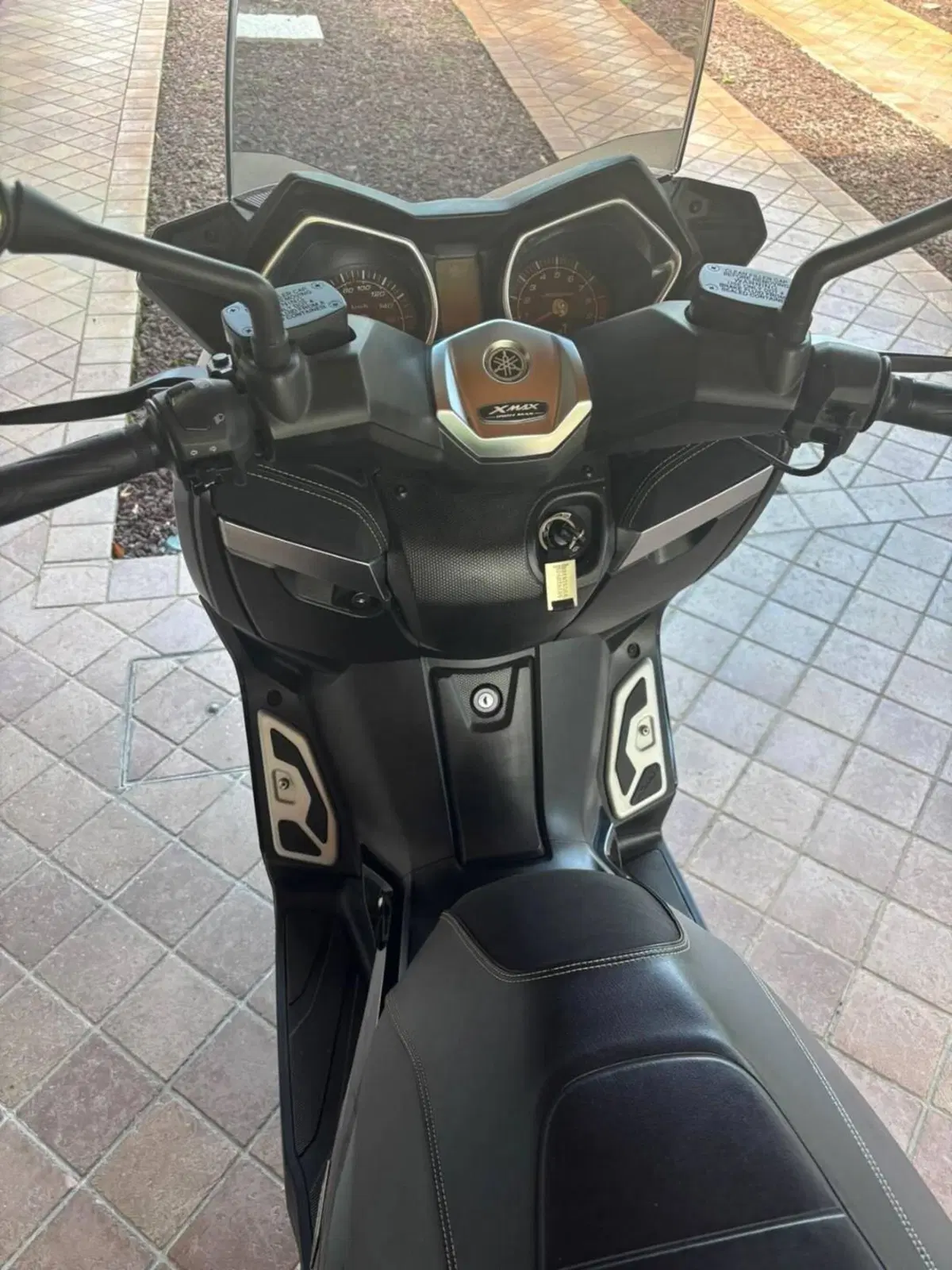 Yamaha X-Max 400 Iron Max ABS (2016)