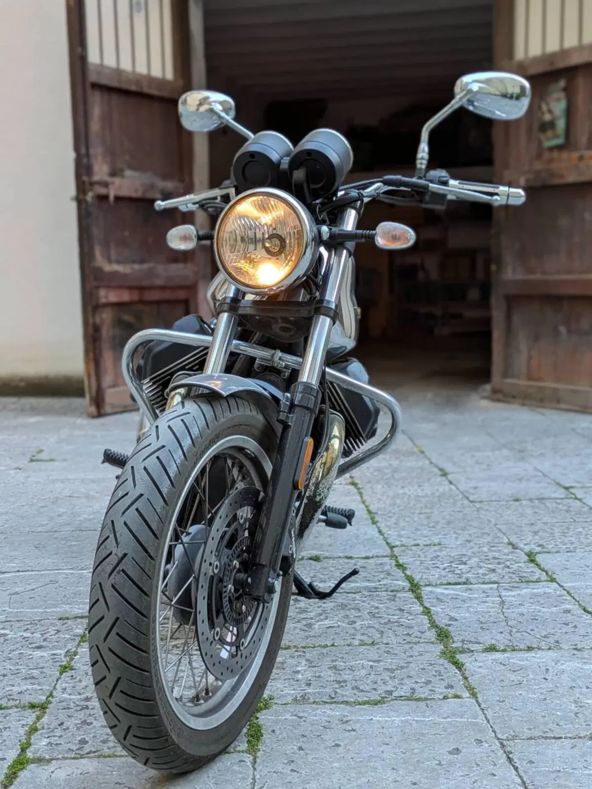 Moto Guzzi V7 III Anniversario (2017 - 18) (9)