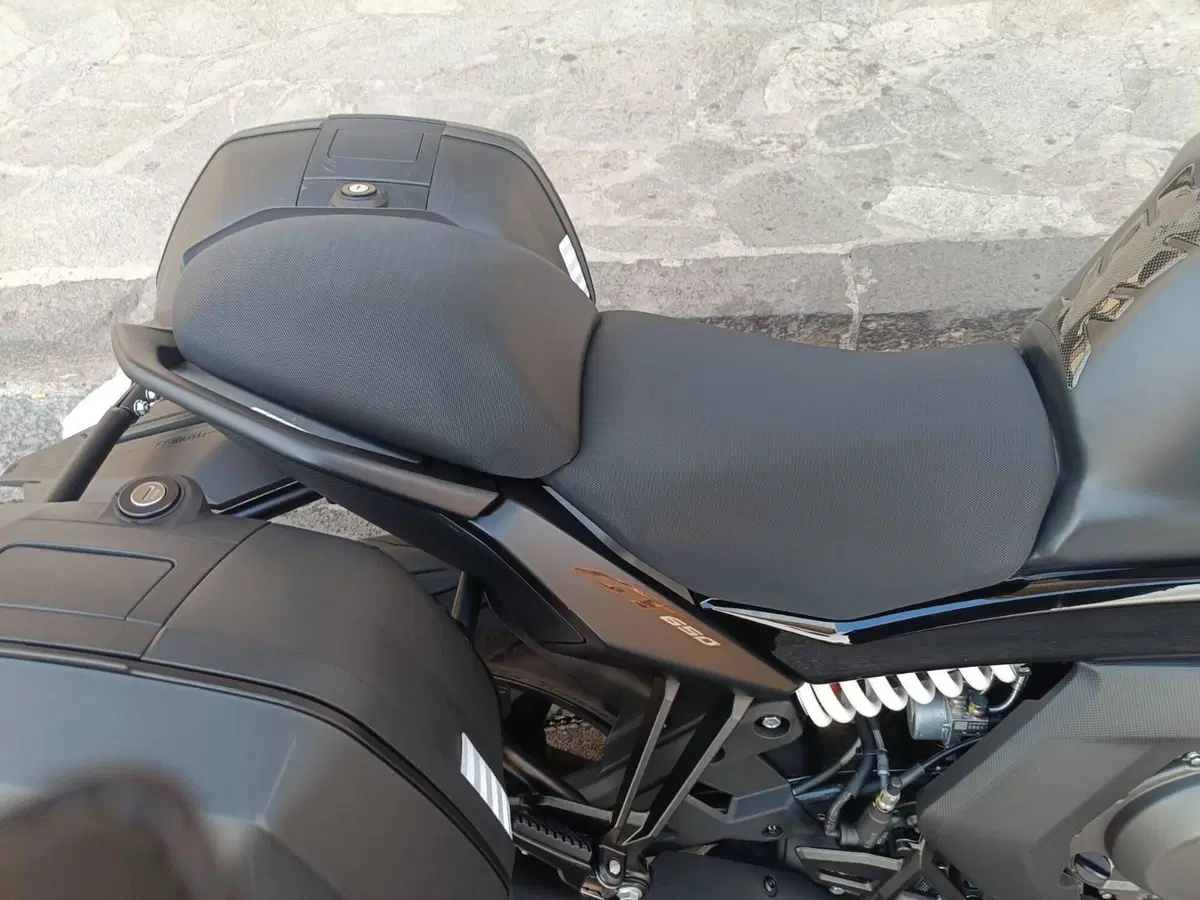 CFMOTO 650GT (2021 - 26) (4)