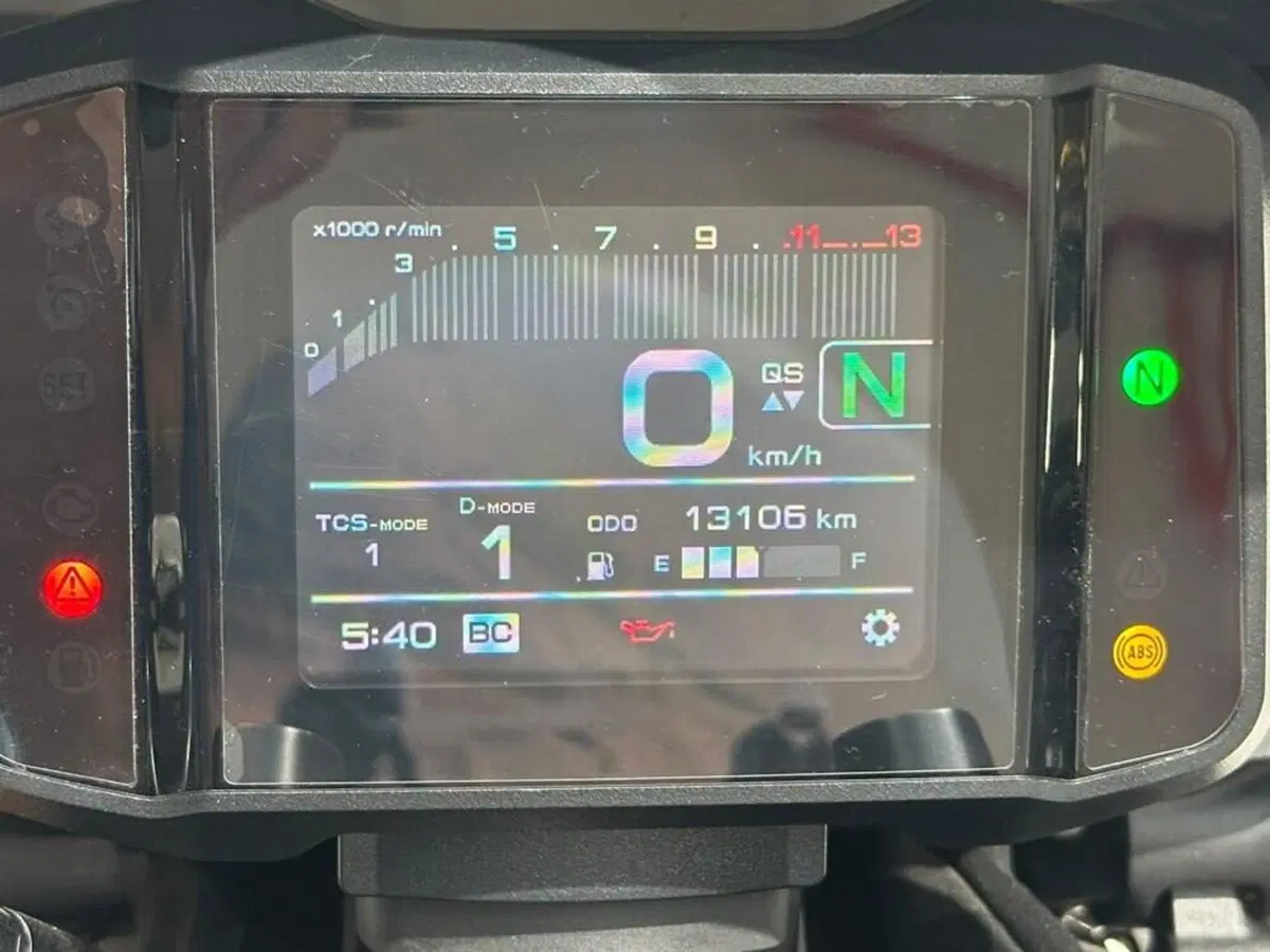 Yamaha MT-09 SP (2021 - 23) (5)