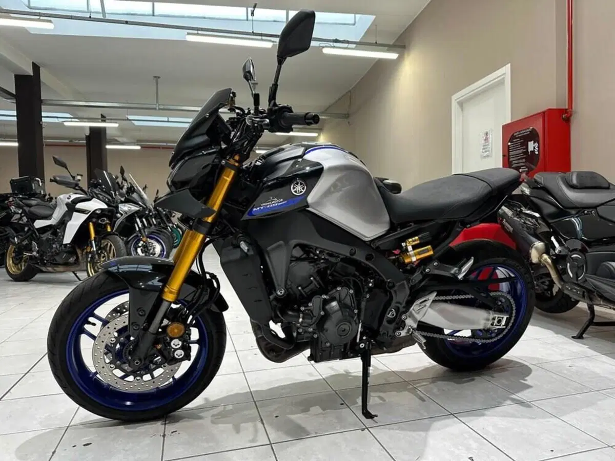 Yamaha MT-09 SP (2021 - 23) (3)