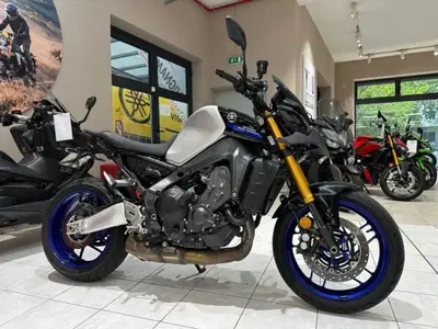 Yamaha MT-09 SP (2021 - 23) usata