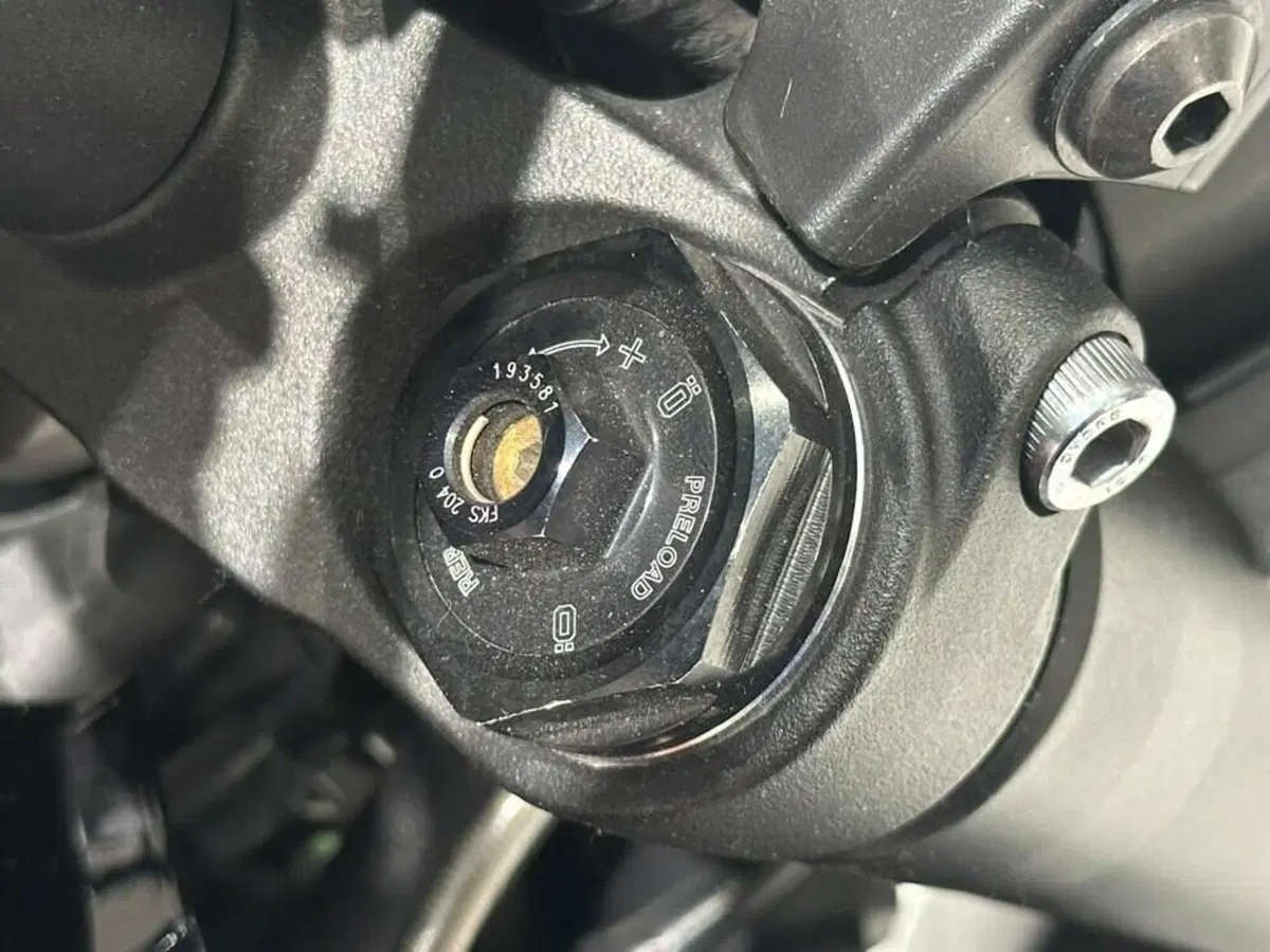 Yamaha XSR 700 (2022 - 26) (5)