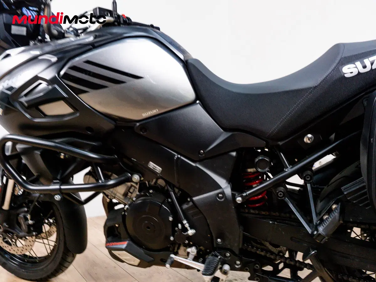 Suzuki V-Strom 1000 ABS (2014 - 17) (10)