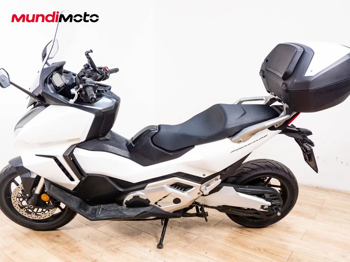 Honda Forza 750 (2025 - 26) (6)