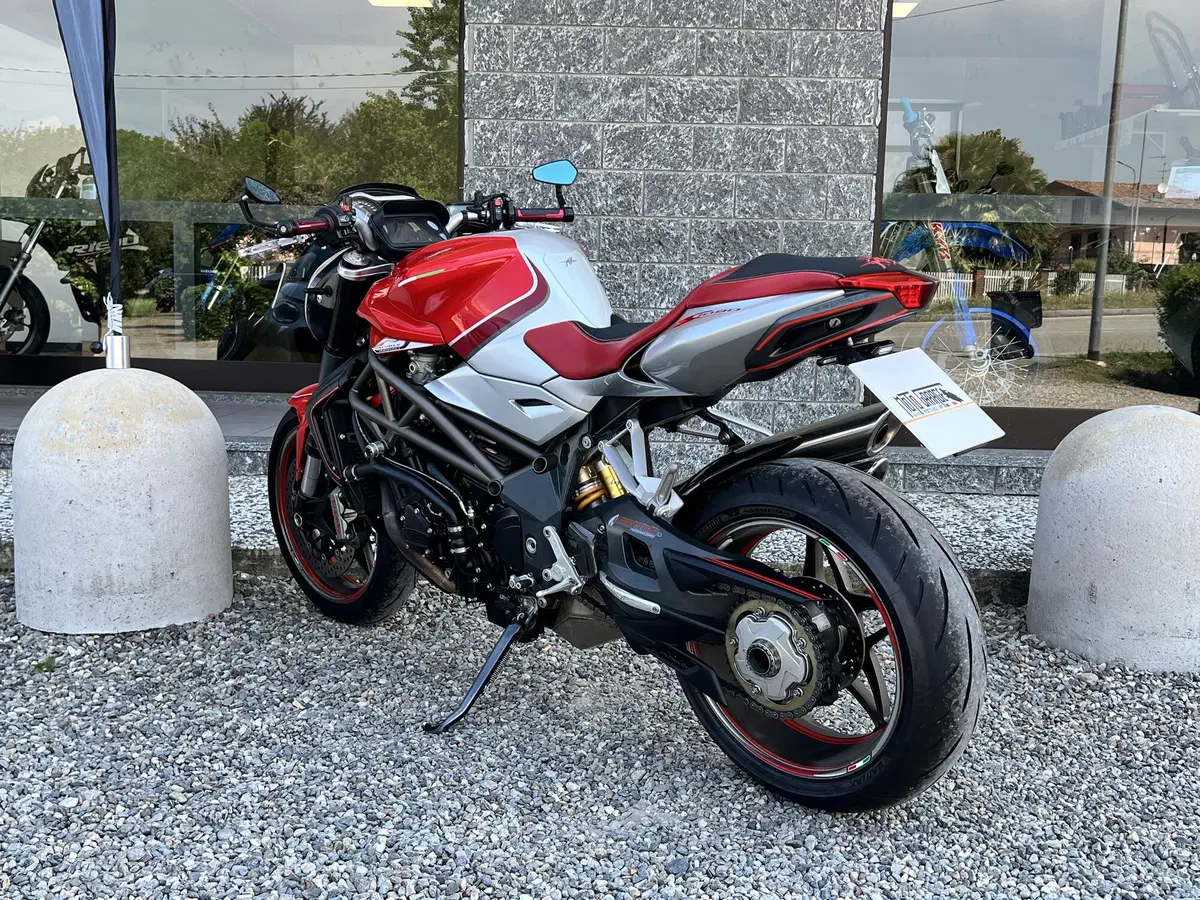 MV Agusta Brutale 1090 RR (2009 - 15) (5)