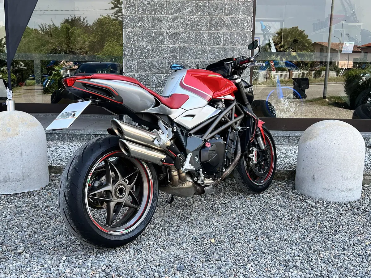 MV Agusta Brutale 1090 RR (2009 - 15) (6)